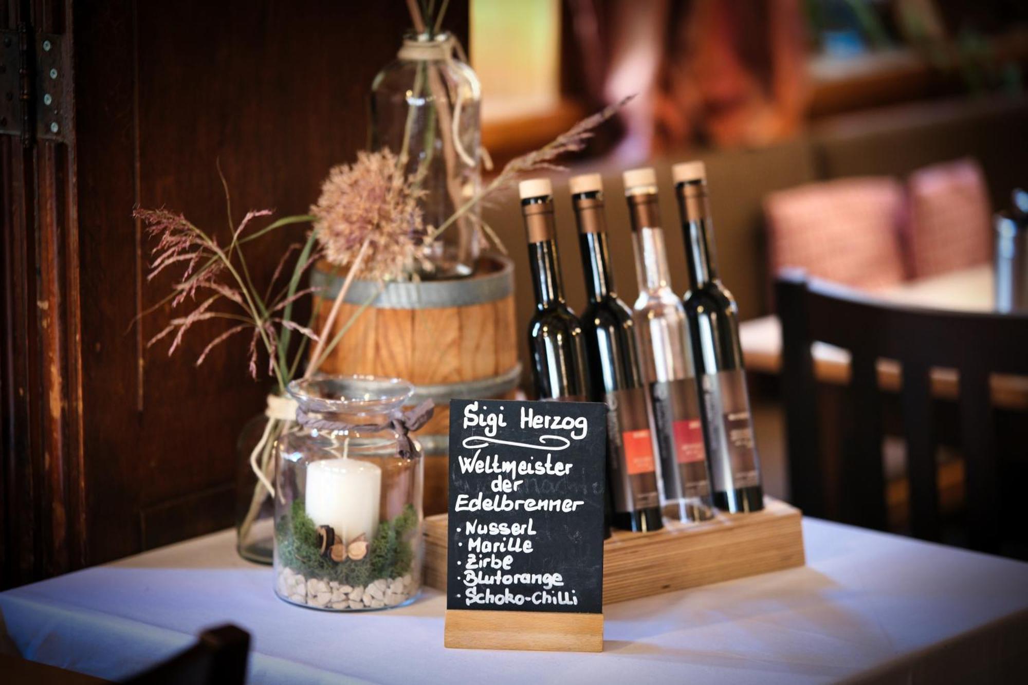 "Beim Butz" Hotel Worth an der Donau Ngoại thất bức ảnh