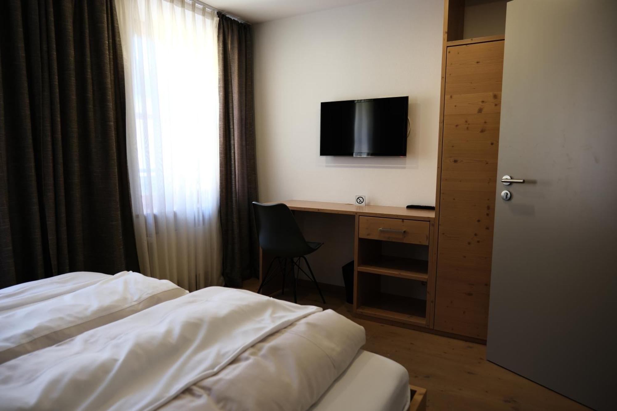 "Beim Butz" Hotel Worth an der Donau Ngoại thất bức ảnh